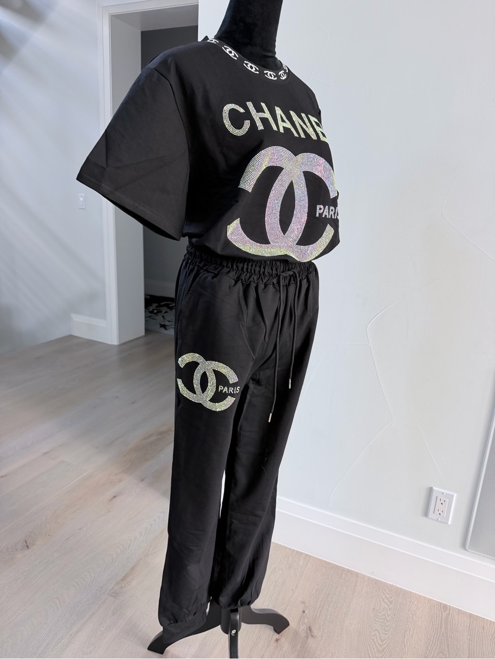 Black Logo Track Joggers and oversized tshirt size pantsuit tracksuit size M - Picture 5 of 10